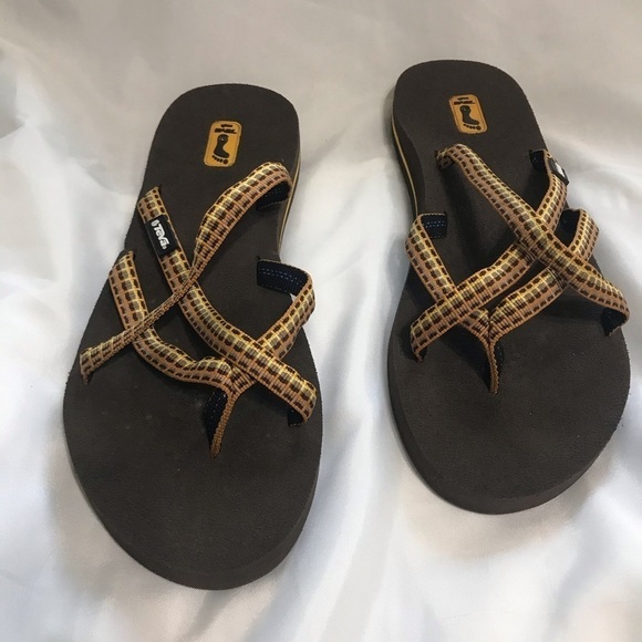 Teva Shoes - Teva women’s sandals. Size 9